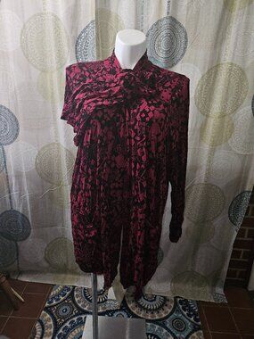 Torrid Disney Villains (Queen of Hearts) Open Front Cardigan (4X)